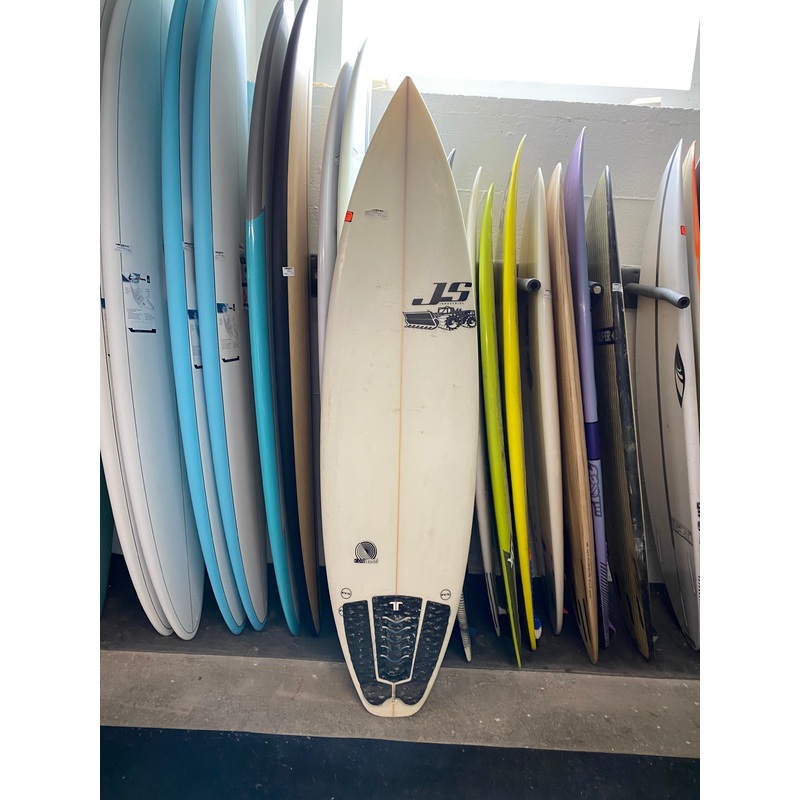 6’1″ JS Konfusion