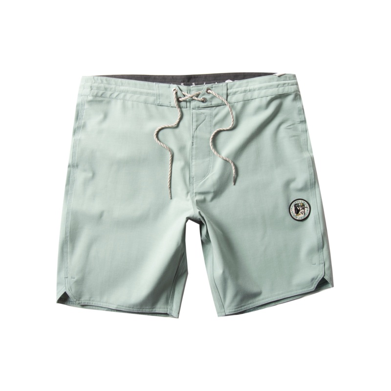Vissla Solid Sets 18.5″ Boardshorts-Aloe