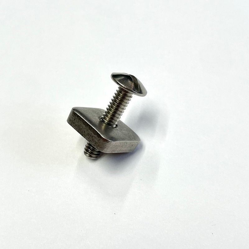 REAL Single Fin Screw w/ Plate