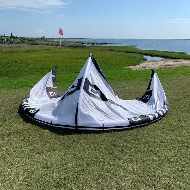 USED Core Xlite 2 Kite-12m-White