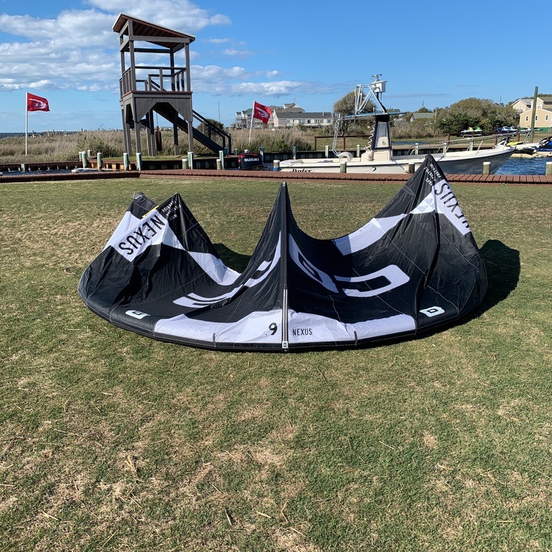 USED Core Nexus 2 Kite-9m-White