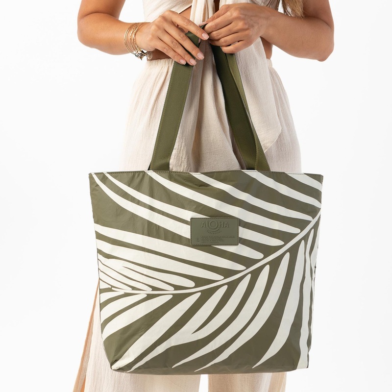 Aloha Collection Shade Day Tripper Bag-Creme/Olive