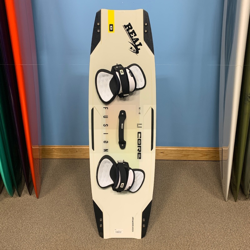 USED Core Fusion 5 Kiteboard-141 x 42cm w/Straps