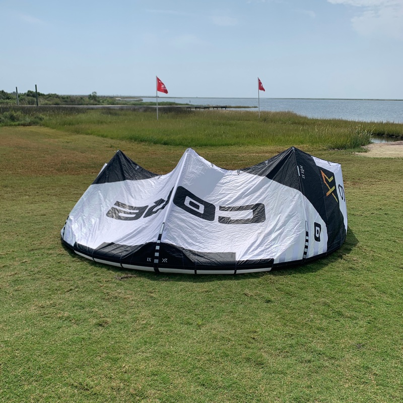 USED Core XR7 Kite-9m-White