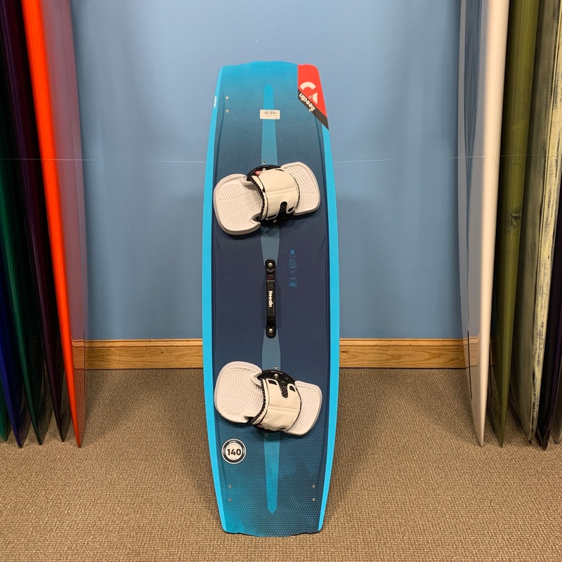 USED Reedin SuperE Kiteboard-140cm w/Straps