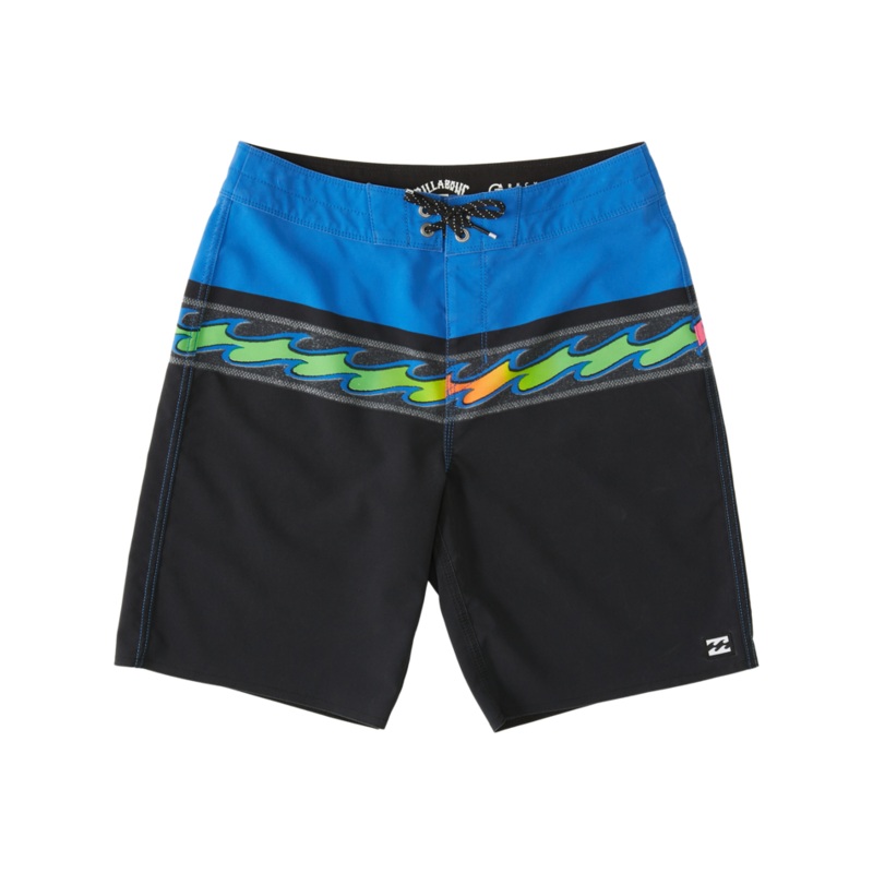Billabong Boy’s Momentum Pro Boardshorts-Black