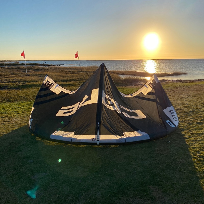 USED Core GTS6 Kite-13.5m-Black