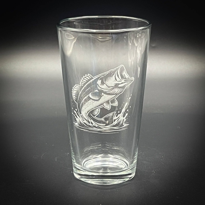 Large Mouth Bass – Pint glass