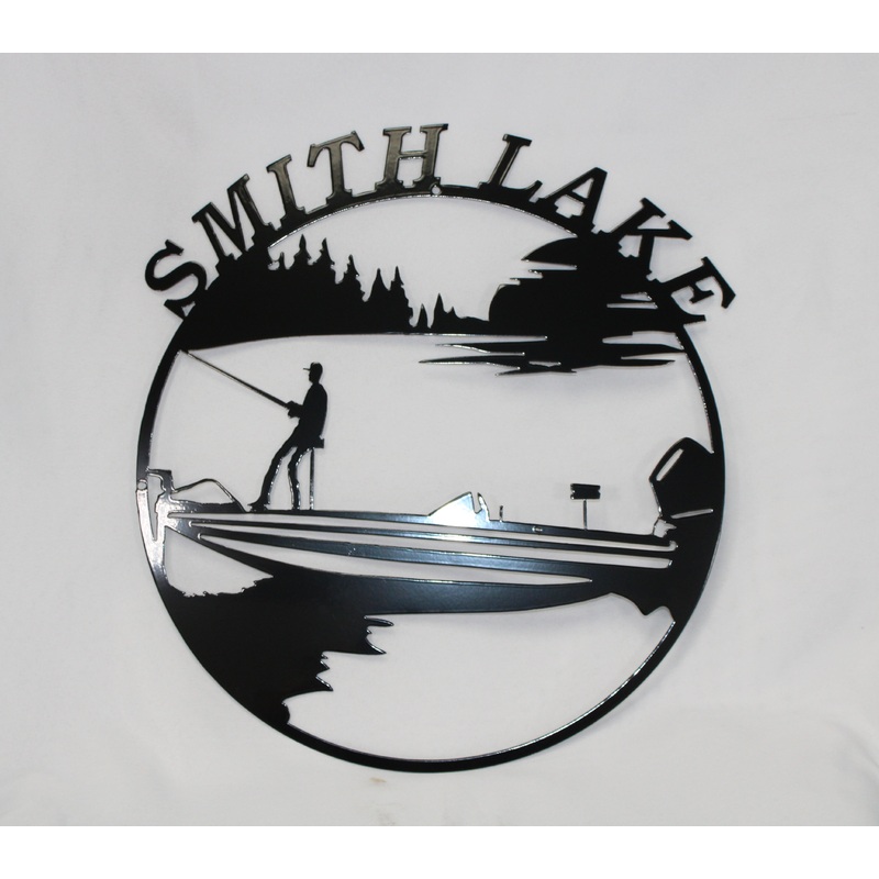 Smith Lake Bass Boat Circle Wall Art