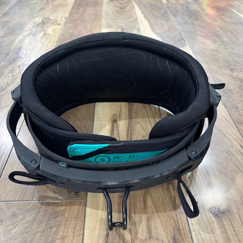 2023 Ride Engine Saber Small Harness w/ 10″ Windsurf Hook Used