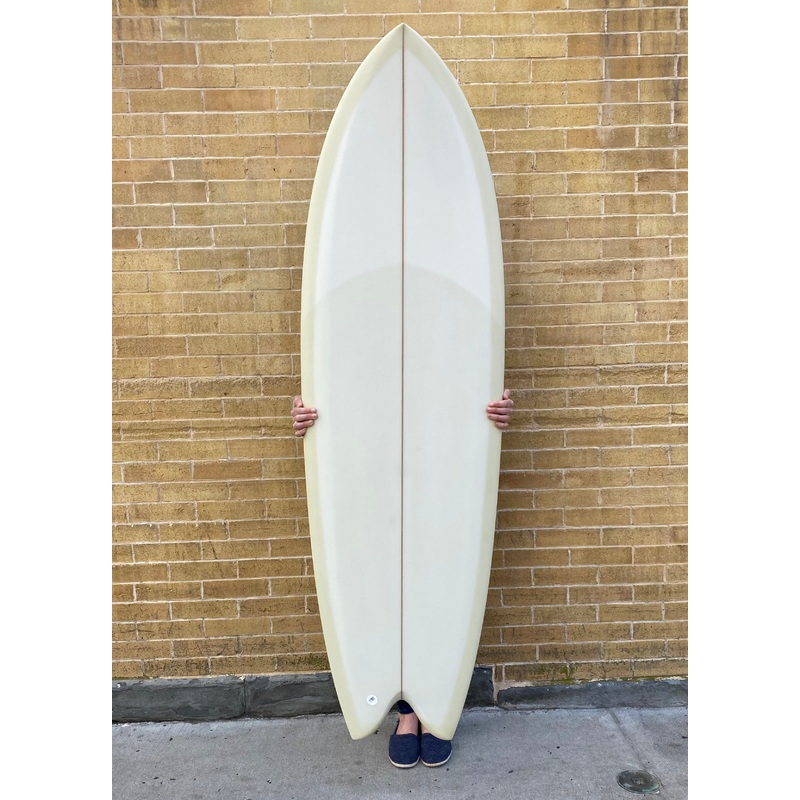5’9″ Trimcraft Surfboards Will’s Fish – Bone