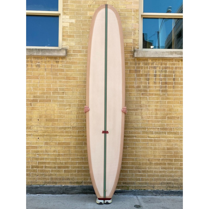 9’5″ Peterson Surfcraft Harmonia – Warm Taupe with Color stringer & tailblock