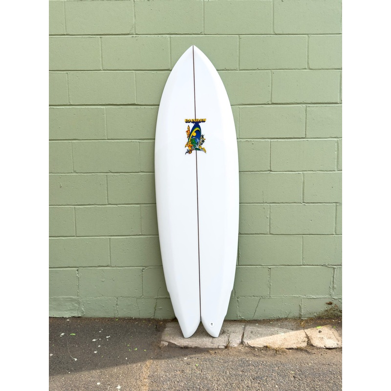 5’8″ Rainbow Surfboards Quan Fish