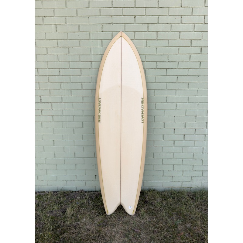 5’9″ Lovemachine Surfboards Wills Fish – Tan