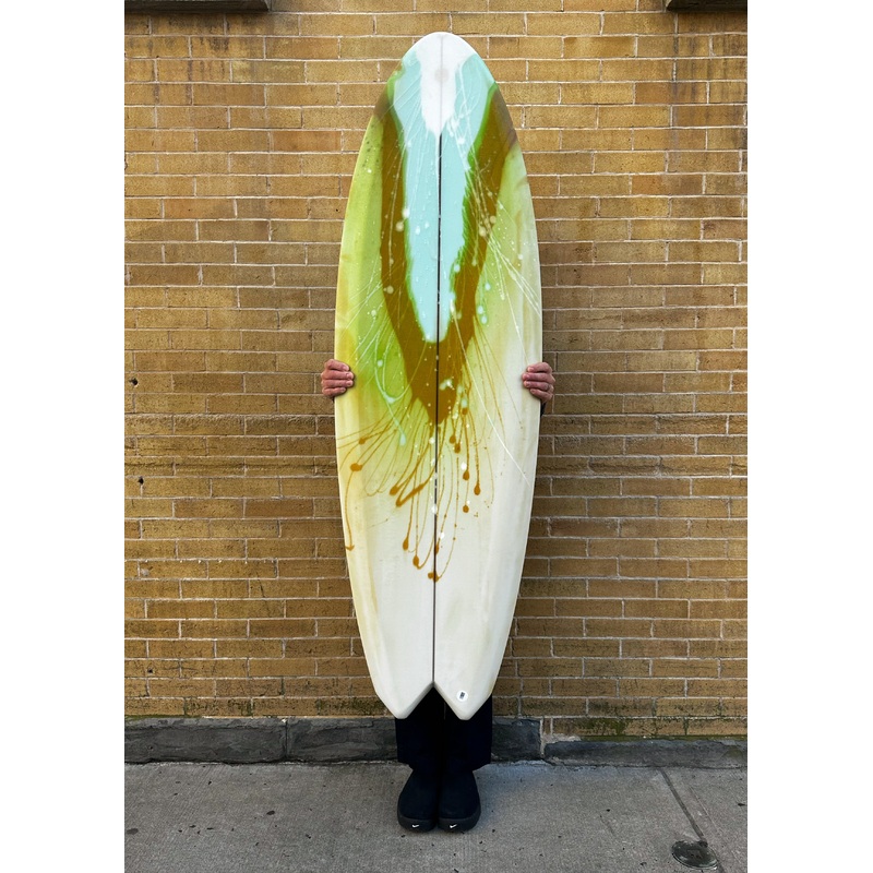 5’4″ John Simon Shapes Mysterious Crystal – Abstract