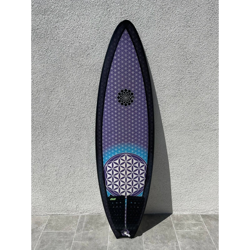 Gary McNeill Concepts | 511 1/2 Rasta Torus Drive RTD Abstract Surfboard (USED)