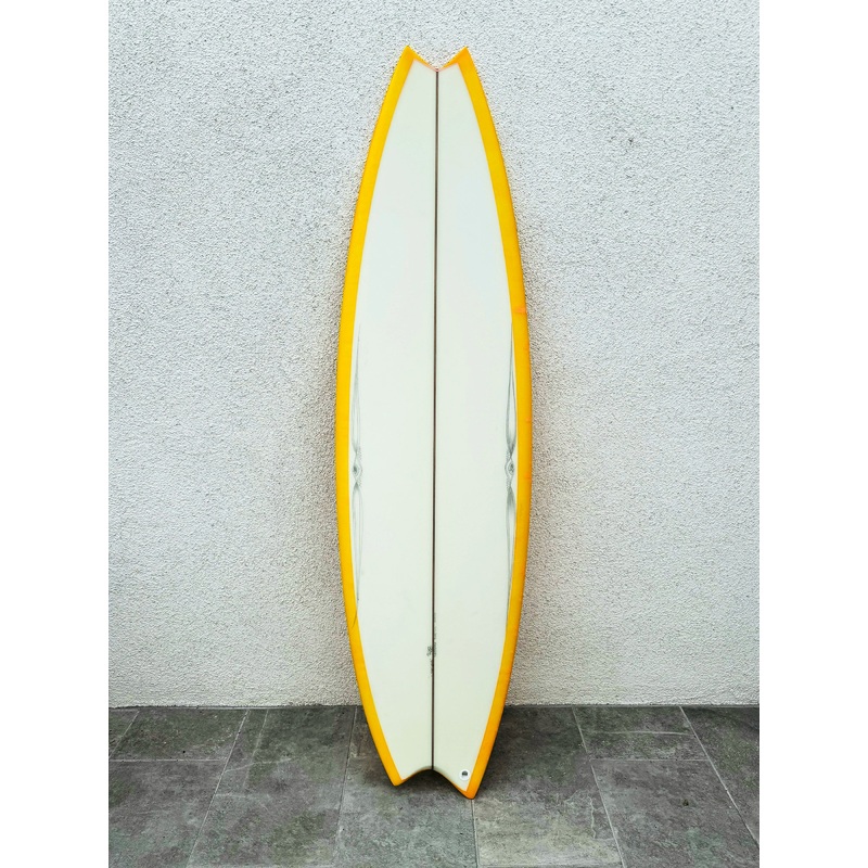 Ryan Burch | 5’7″ Pickle Twin Regular Abstract Surfboard (USED)